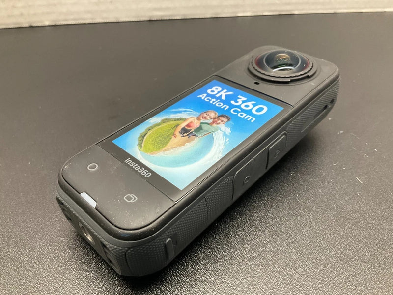 Insta360 X5 8K Pocket Action Video Camera, Midnight Black Display unit