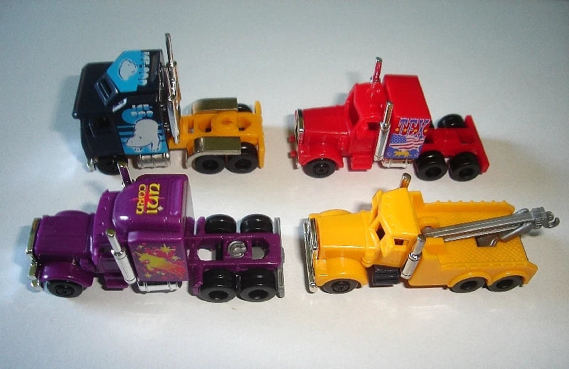 AMERICAN TRUCKS MODEL CARS SET - KINDER SURPRISE PLASTIC MINIATURES
