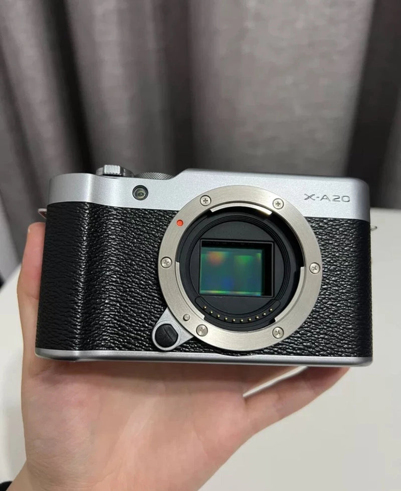 Fujifilm X-A20 Digital Camera Body Only Silver (Preowned)