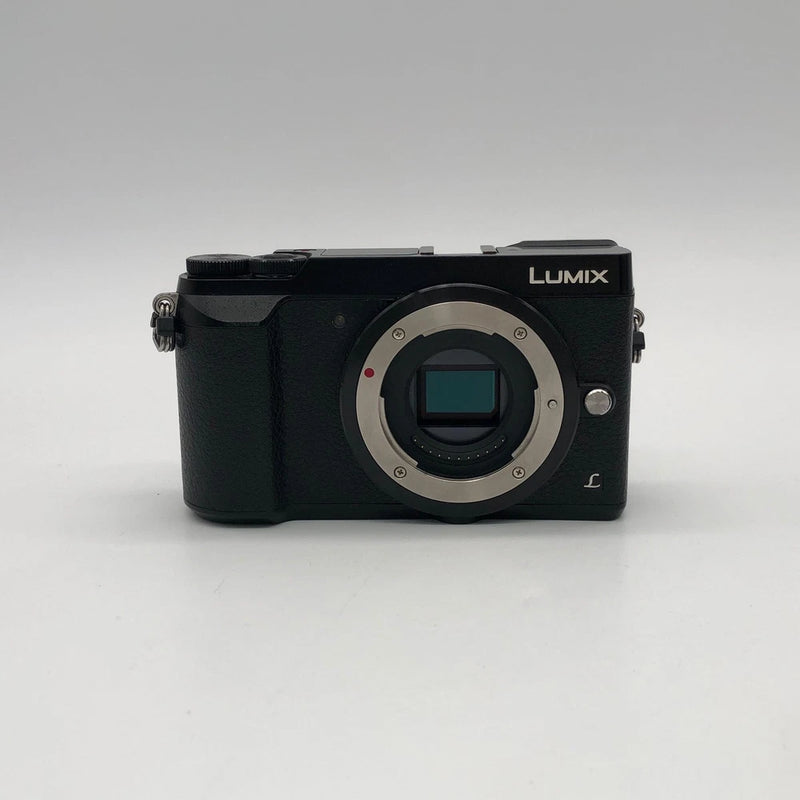 Panasonic LUMIX GX85 16.0MP Digital Mirrorless Camera Black Body Excellent