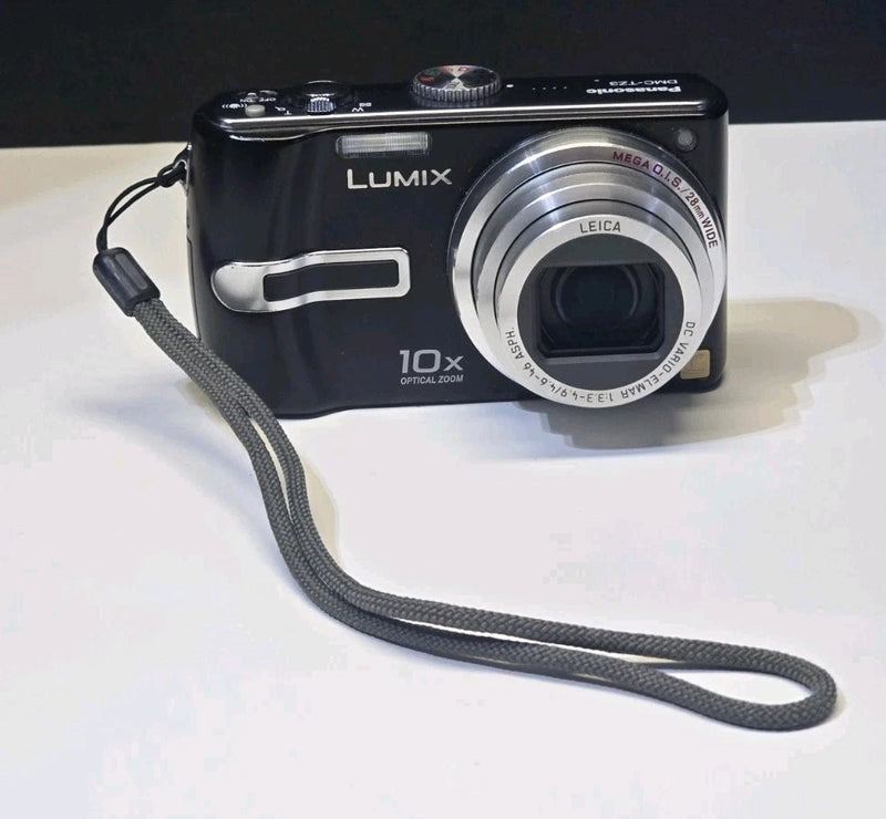 Panasonic Lumix DMC-TZ3, 7.2 Megapixels, 10x Zoom Black With Battery Parts READ