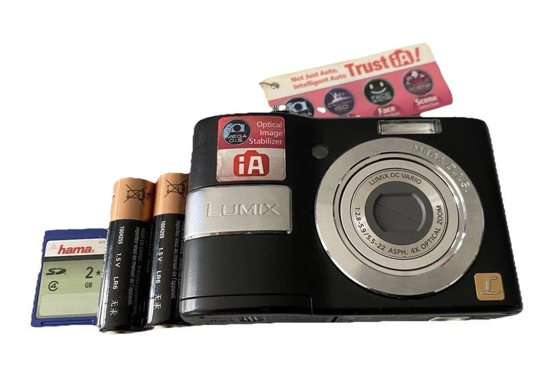 PANASONIC LUMIX DMC-LS85 DIGITAL CAMERA Boxed + Memory Card + Battery *WORKING*