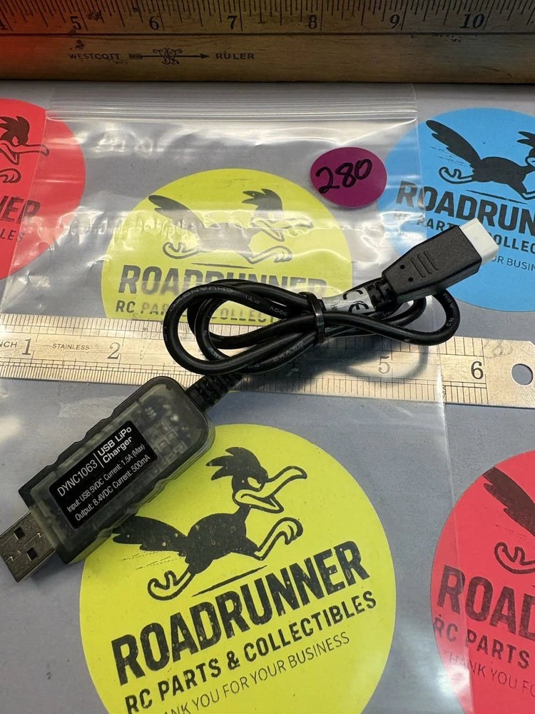 DYNAMITE DYNC1063 USB BATTERY CHARHER / USED WORKS Battery