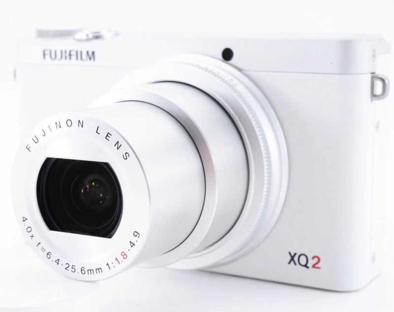 Fujifilm XQ2 digital camera White