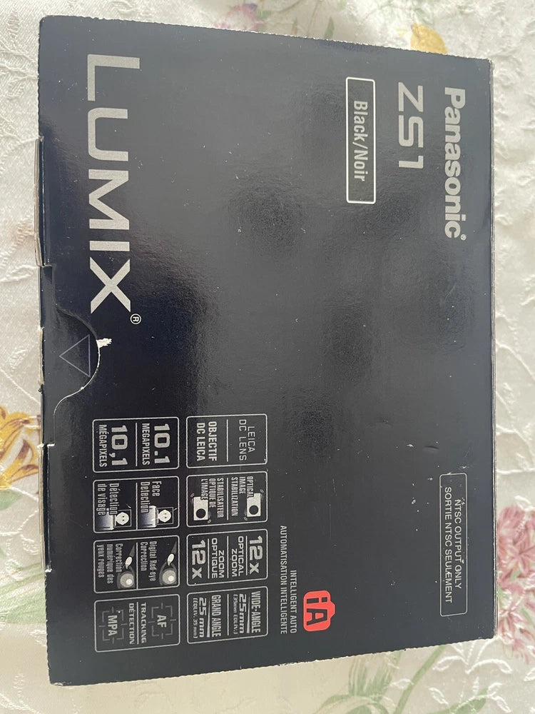 Panasonic Lumix DMC-ZS1 Digital 10MP Camera w Battery, Manuals Charger Leica Box