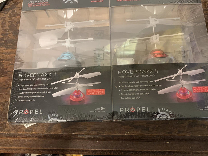 Hovermaxx II Includes both a blue and Red HovermaxII Propeller