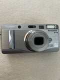FUJIFILM FinePix F700 Sliver Compact Digital Camera. Camera Only *read*£¨024£©