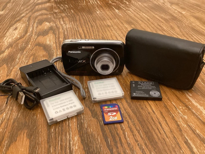 Panasonic LUMIX DMC-S3 14.1MP Digital Camera, 3 Batteries, SD Card, Case Charger