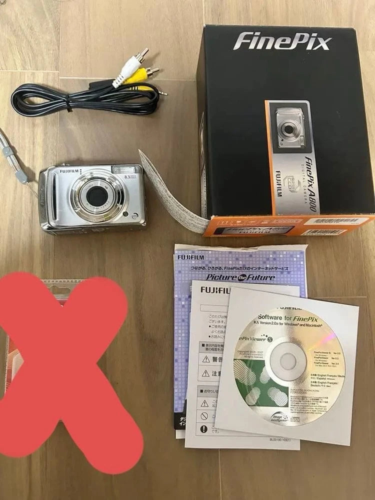FUJIFILM Fujifilm FinePix 8.3 Megapixel Working