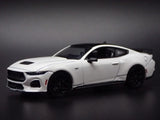 2024-2026 FORD MUSTANG GT COUPE WHITE 1:64 SCALE DIORAMA DIECAST MODEL CAR