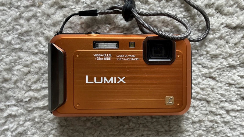 Panasonic LUMIX DMC-FT20/DMC-TS20 16.1MP Digital Camera - Orange with charger