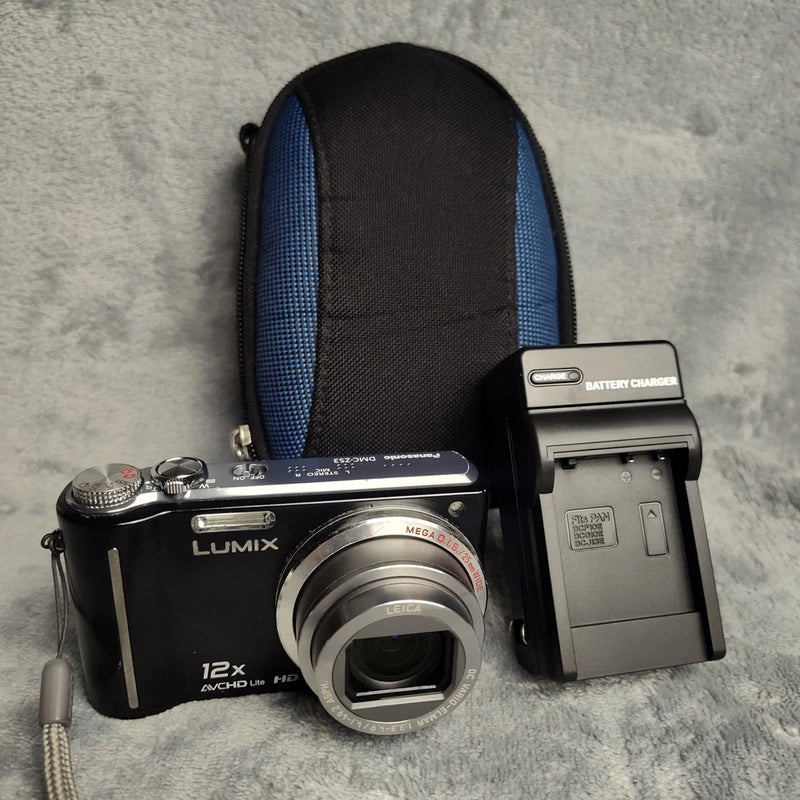 Panasonic Lumix DMC-ZS3 10 MP Digital Camera 12x Zoom Black W/Charger Case