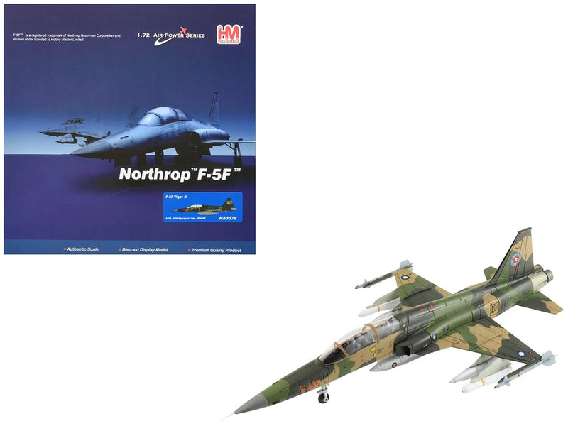 1/72 camo Northrop F-5F Tiger II aircraft model with landing gear and missiles