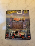 HOT WHEELS POP CULTURE PREMIUM JURASSIC PARK 1992 JEEP WRANGLER SAHARA