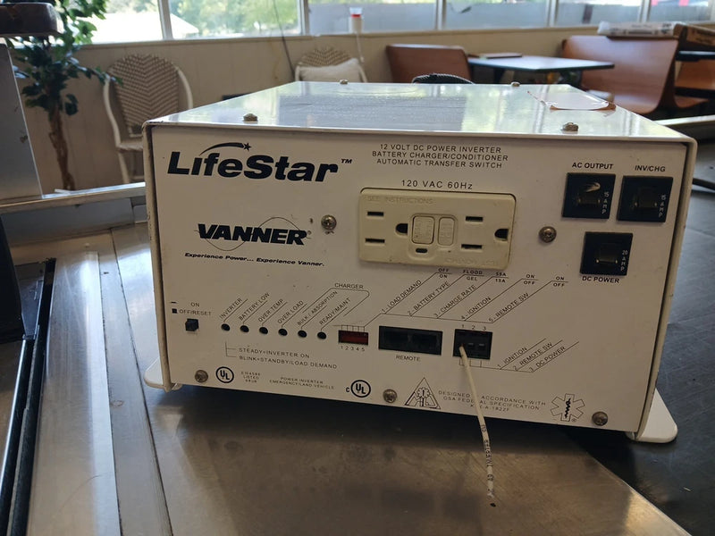 VANNER LifeStar 20-1050CUL DC  Inverter 12 VDC Input 120VAC