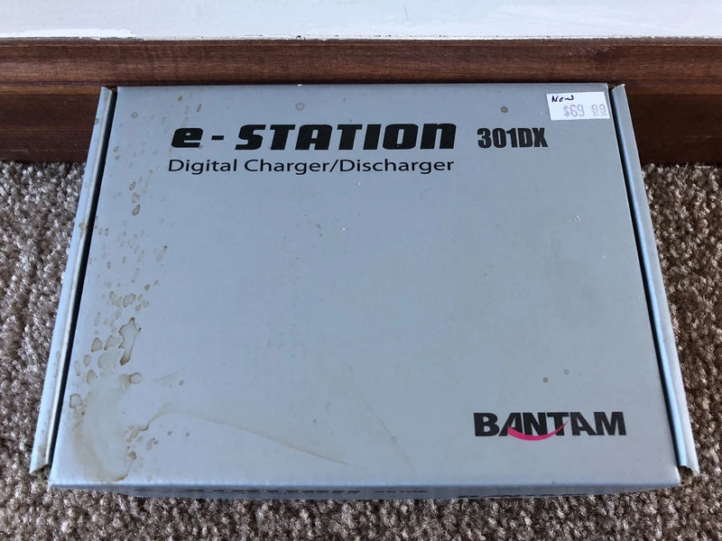 BRAND NEW BANTAM E-Station 301DX 301 Digital RC Battery Charger / Discharger Battery