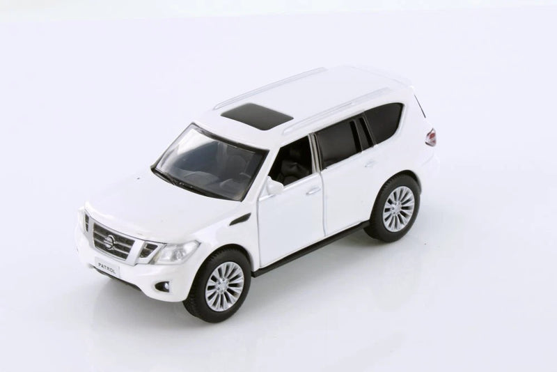 Nissan Patrol Y62, White - Tayumo TM15213W - 1/36 scale Diecast Model Toy Car