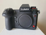 Panasonic Lumix DC-S1H 24.2MP Mirrorless Digital Camera - READ