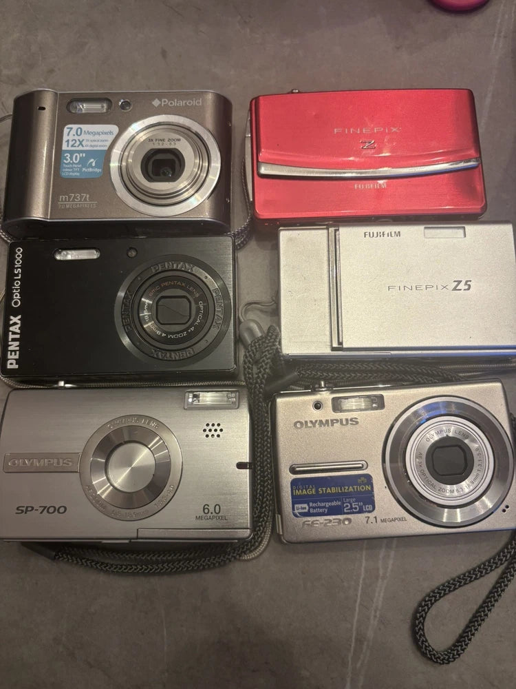 Vintage Digital Still Cameras Bundle / Job Lot x 6 Olympus, Fujifilm etc Parts