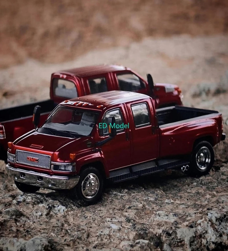 BN GOC 1:64 Red Topkick C4500 Muscle Pickup Truck Model Diecast Metal Car