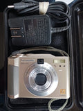 Panasonic Lumix DMC-LC43 With 256MB Sandisk 9xdigital Zoom 4.0 Pix *NOT WORKING*