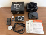 FUJIFILM X20 Silver Compact Camera with Leather Case Excellent Condition