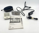 Fujifilm Finepix F700 Compact Digital Camera Tested Japan
