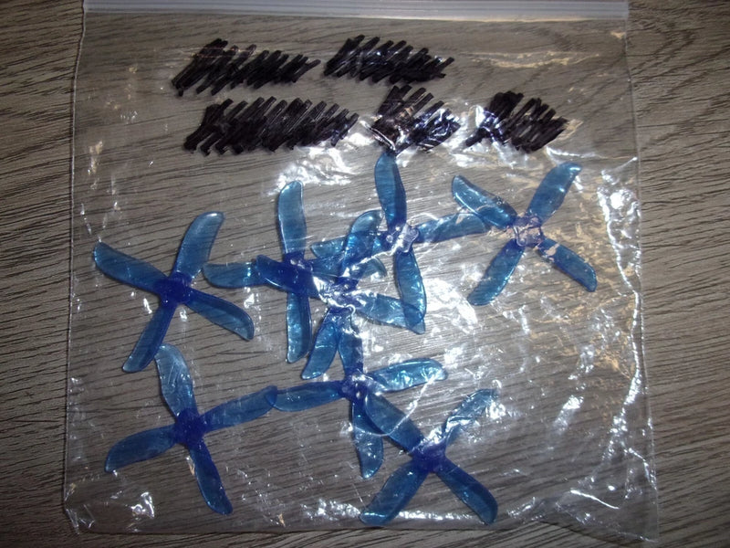 Blue four-blade multirotor drone propellers, 52mm, 8-pack in bag