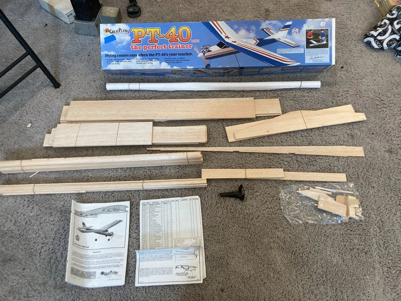 Great Planes PT-40 The Perfect Trainer-Vintage Model Airplane Kit