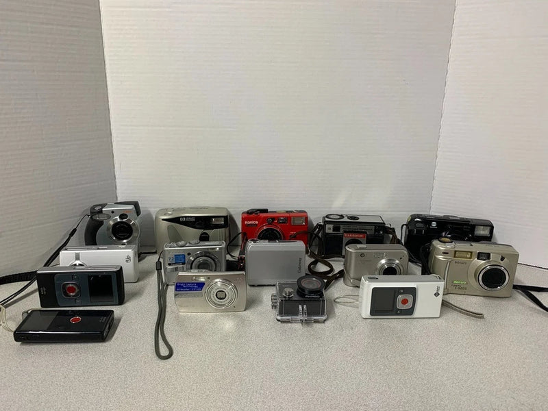 **Mixed Lot of Camera's - Various Manufacturers - Untested