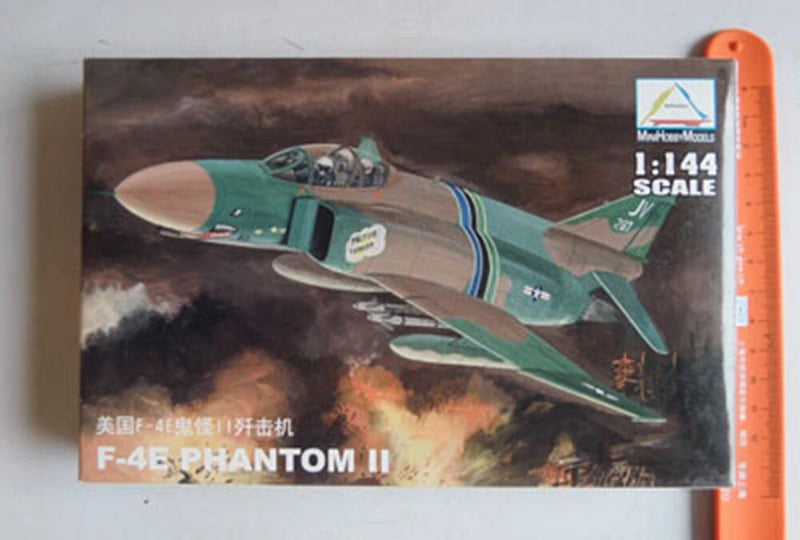 1/144 Plastic Model Kits US F-4E PHANDOM II 80417 Assembled Aircraft AGES 14+