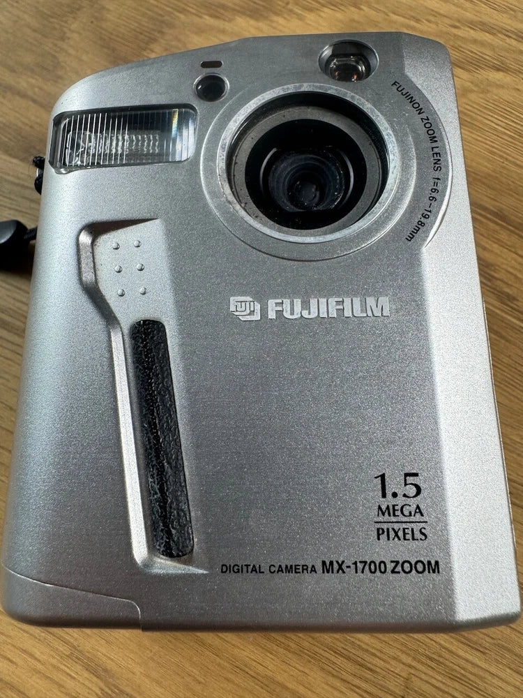Fujifilm MX-1700 Digital Camera Zoom Lens Compact Point Shoot
