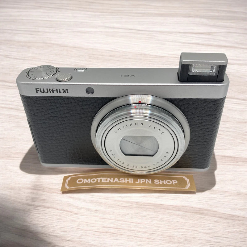 Fujifilm XF1 Digital Camera Black English [Near MINT]