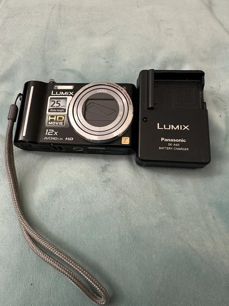 Panasonic LUMIX DMC-ZS3 Camera W/Battery & Charger