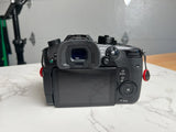 Panasonic Lumix GH5 Mirrorless Micro 4/3 20MP 4K Black, Metabones SpeedBooster