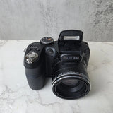 Fujifilm Finepix S2950 14MP Digital Camera with 18x Zoom - Read Description
