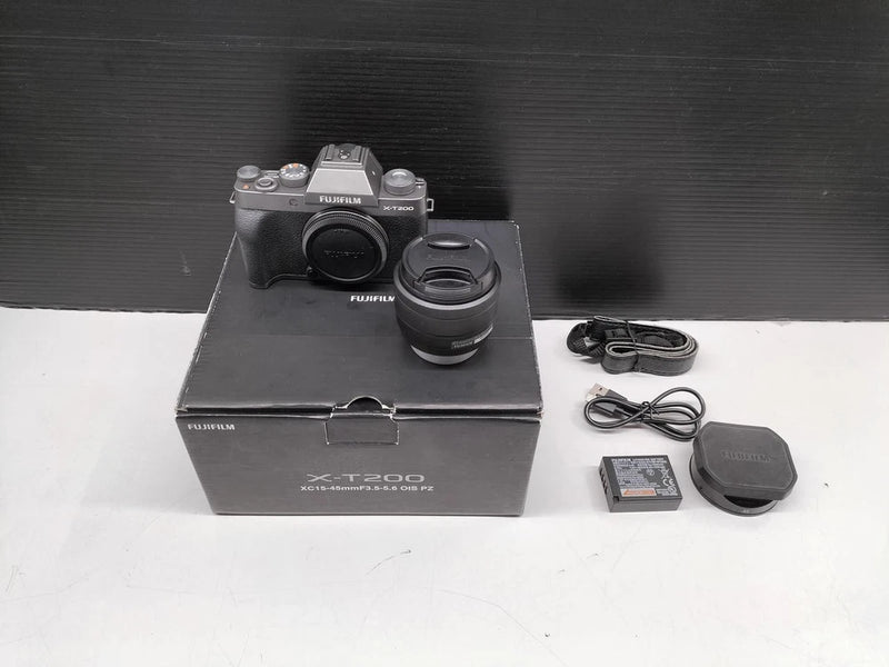 Fujifilm X-T200 Mirrorless Camera Compact 24.2MP Image Stabilization Used