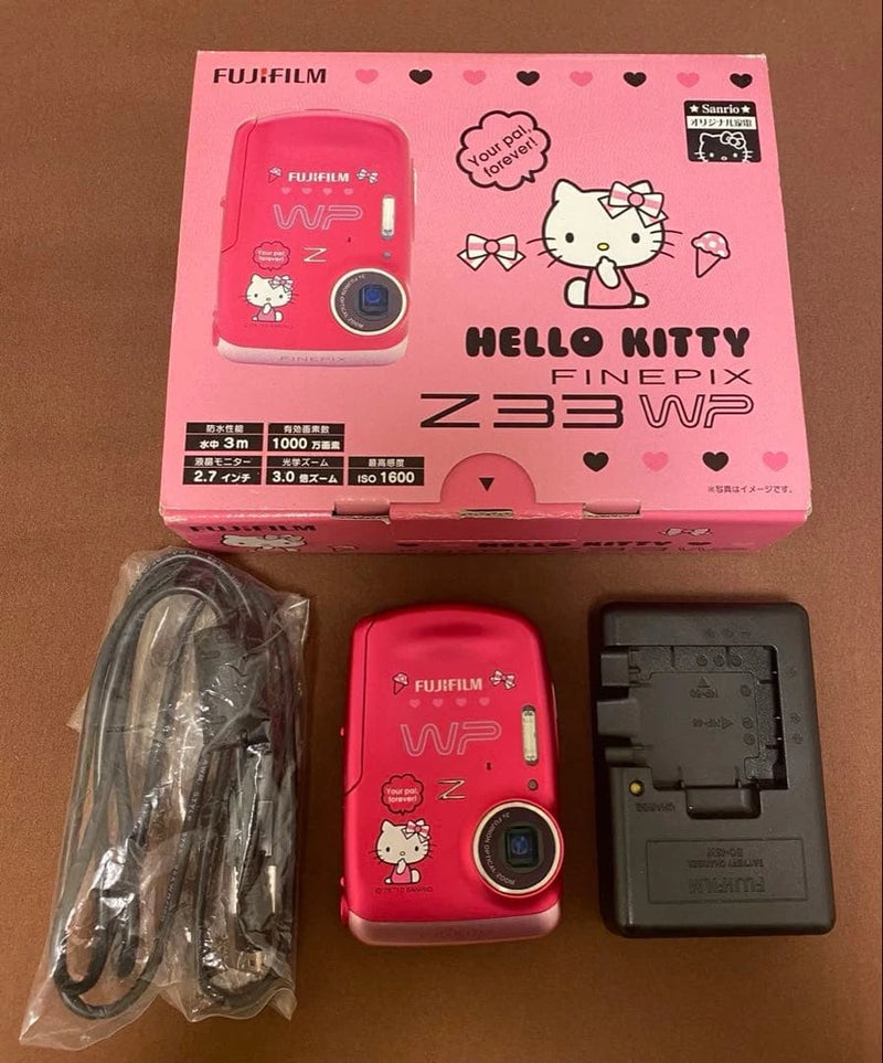 FUJIFILM Z33WP Hello Kitty Digital Camera Pink Waterproof Rare 10MP