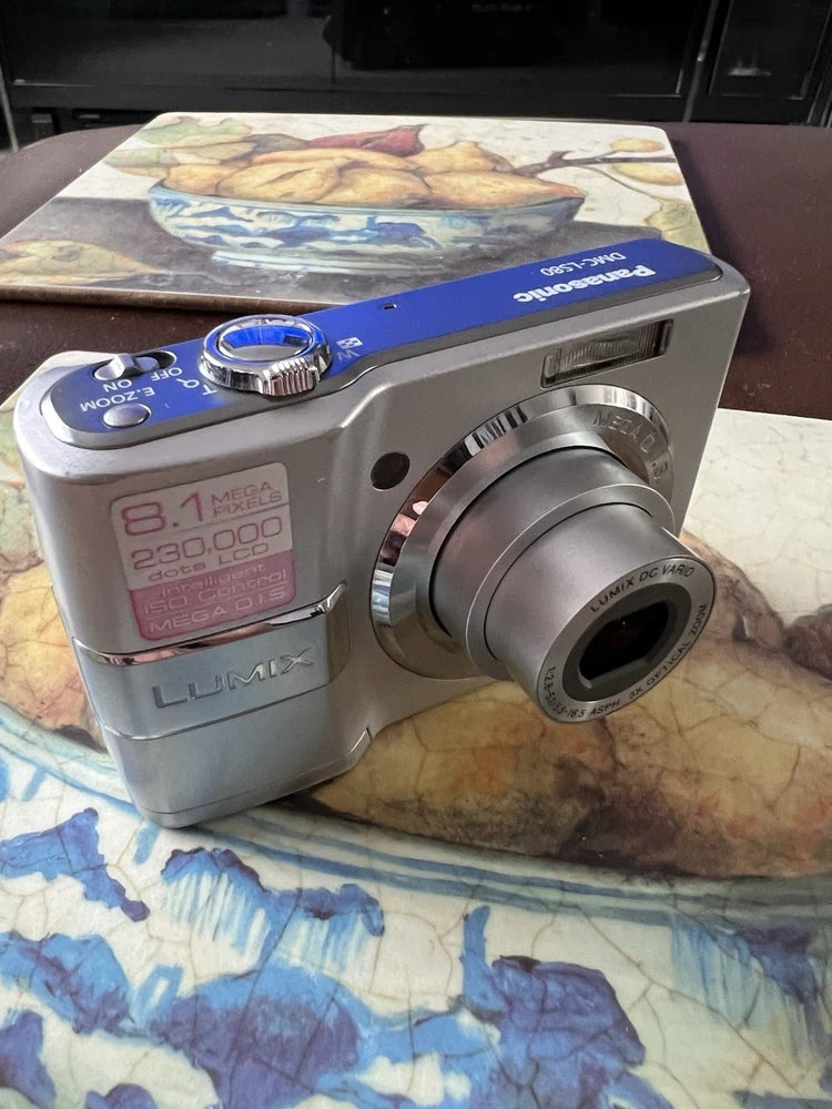 Panasonic Lumix DMC-LS80 8.1 MP Digital Camera  Working Order Tested 1gb Card