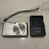 Old Compact Digital Camera Panasonic LUMIX DMC-FX37 Working