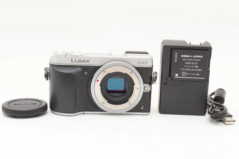 Panasonic GX7 Camera Body Silver w/Battery,charger,cable Language Japanese only