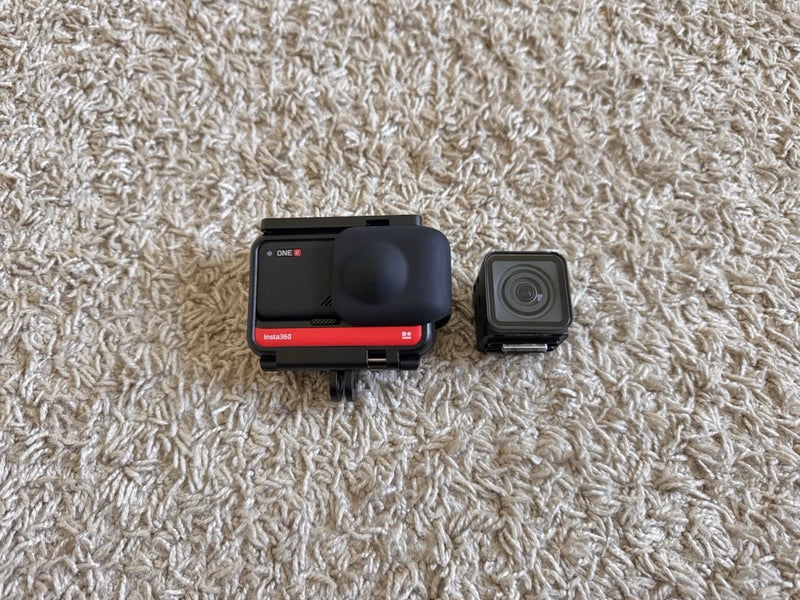 Insta360 ONE R (Twin Edition) 256 GB w/ Various Mounts/Pivot Arms/Extra Gear