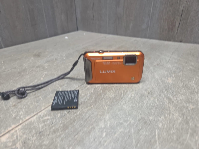 Panasonic LUMIX DMC-TS20 16.1MP Digital Camera Orange With Battery Nice