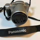 Panasonic Lumix FZ2 Digital Camera Leica Lens 12x Optical Zoom Case Included