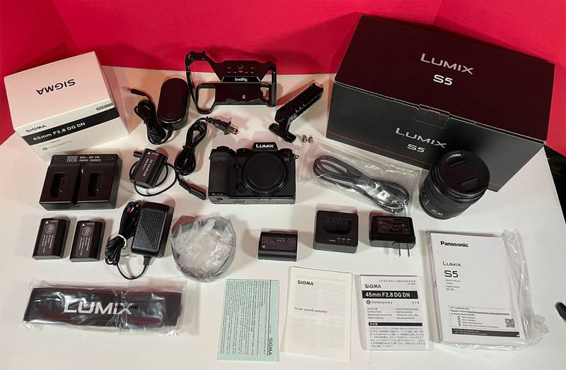 Panasonic LUMIX S5 24.2MP + 20-60mm lens + Sigma 45mm + SmallRig + EXTRAS! LOOK!