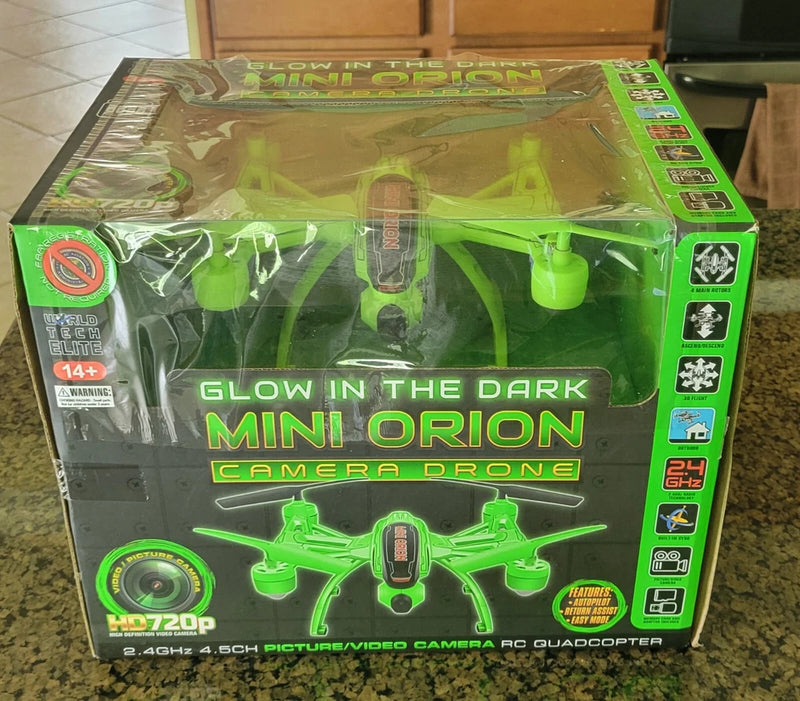 Glow-in-the-dark mini camera drone RC quadcopter box, green/black, HD720P, 2.4G