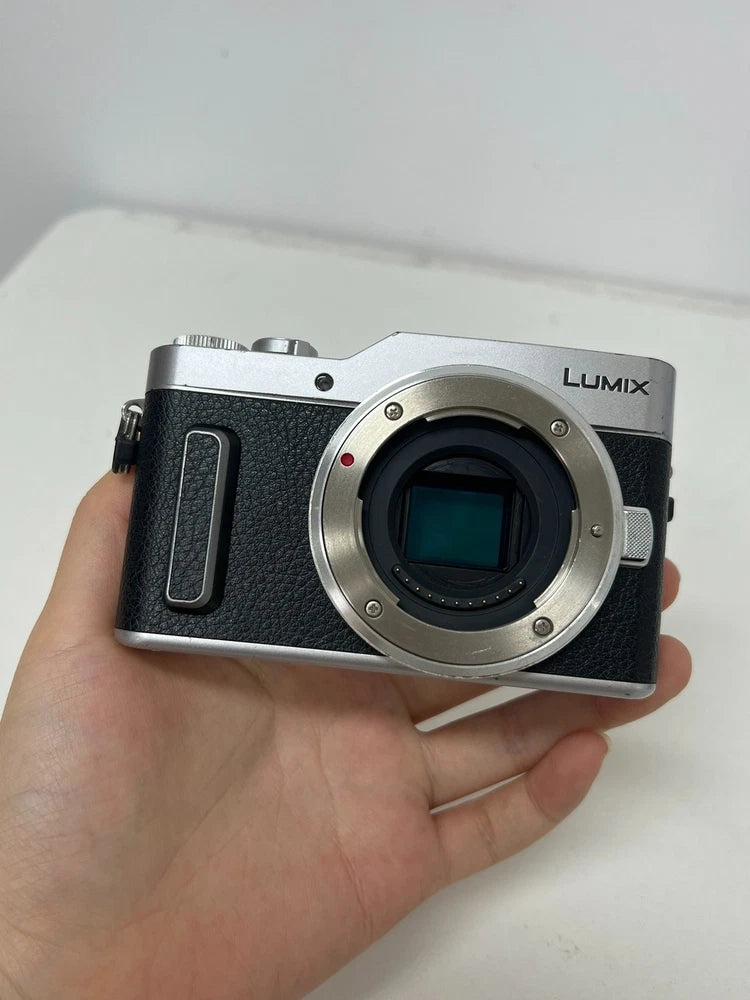Panasonic GF10 4K Video/Photo - DFD AF, Vlogging, Great for Content Creators