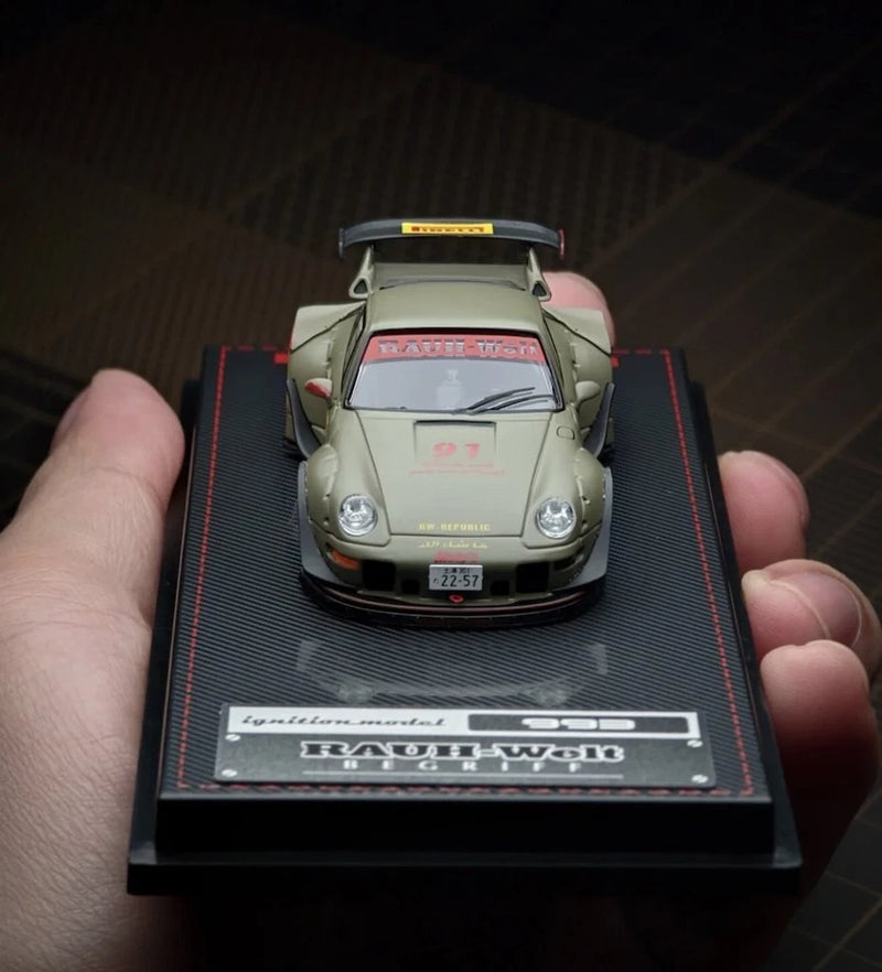 EY IG 1:64 Matte Green RWB 993 Classic Sports Model Diecast Display Car