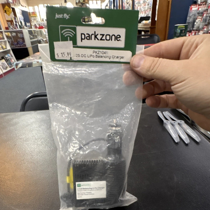 ParkZone PKZ1041 2S DC LiPo Balance Charger for 2-Cell LiPo Batteries Battery
