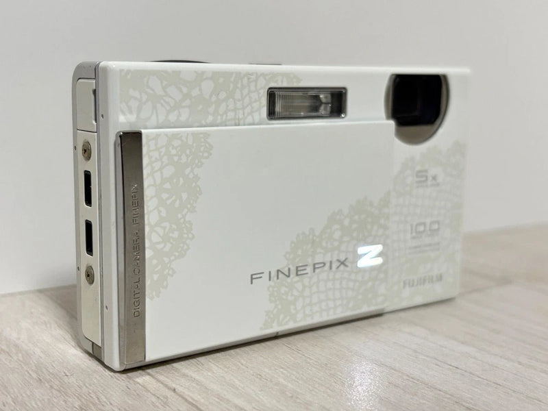 FUJIFILM FINEPIX Z250fd Compact Digital Camera Tested Shutter Flash Timer